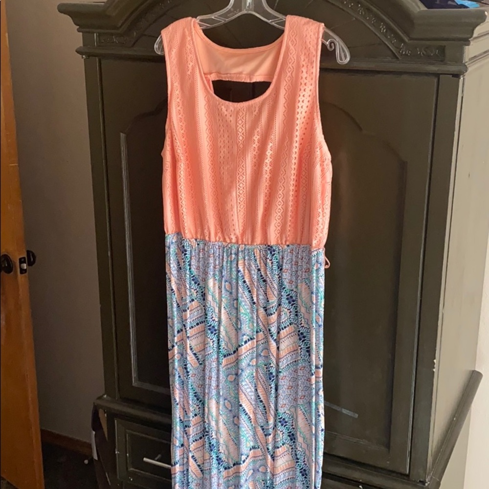 Women’s 2X Maxi Dress